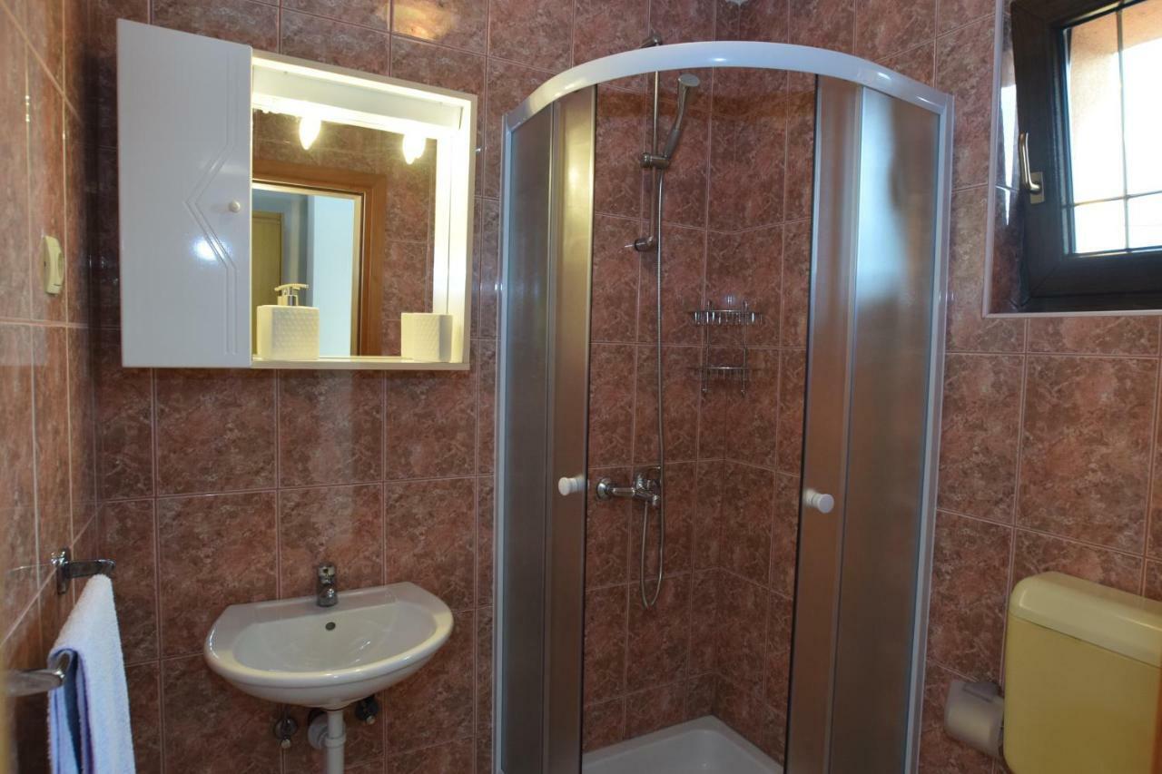 Privatni Smjestaj Most Otočac Dış mekan fotoğraf