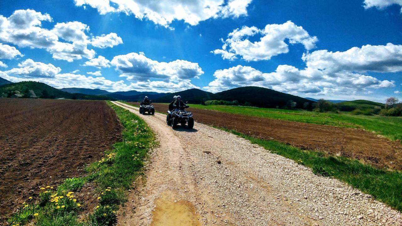 Privatni Smjestaj Most Otočac Dış mekan fotoğraf