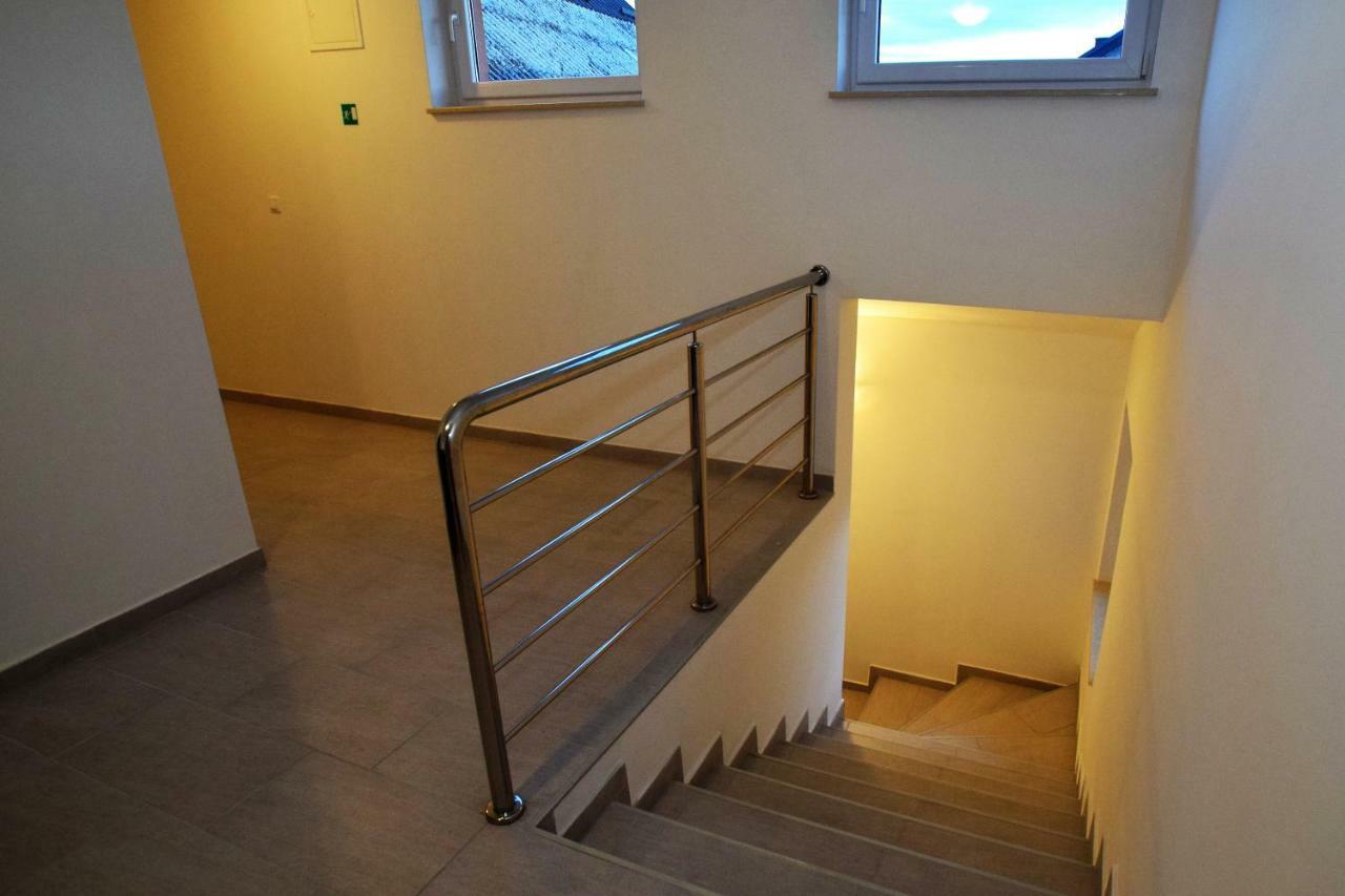 Privatni Smjestaj Most Otočac Dış mekan fotoğraf